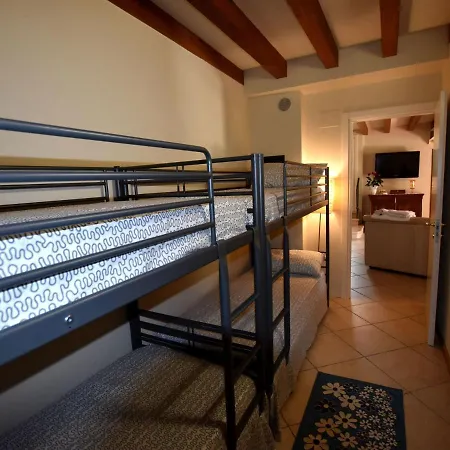 Flat In Villa, With Garden, Barbecue * Pisogne